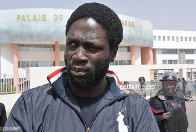 Traitement de la plainte de Kilifeu : Y en a marre dénonce une parodie de justice Traitement de la plainte de Kilifeu : Y en a marre dénonce une parodie de justice