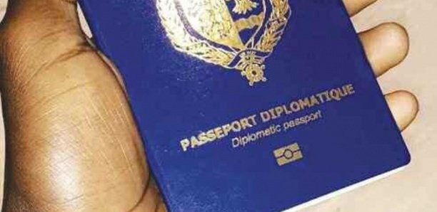 Affaire des passeports diplomatiques : Un agent du ministère des Affaires étrangères arrêté en pleine circulation, un autre activement recherché par la DIC Affaire des passeports diplomatiques : Un agent du ministère des Affaires étrangères arrêté en pleine circulation, un autre activement recherché par la DIC