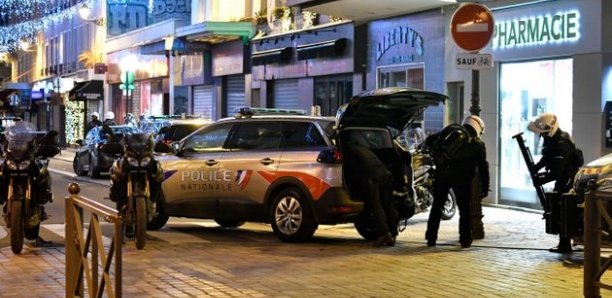 Fin de la prise d'otage dans le 12e à Paris Fin de la prise d'otage dans le 12e à Paris