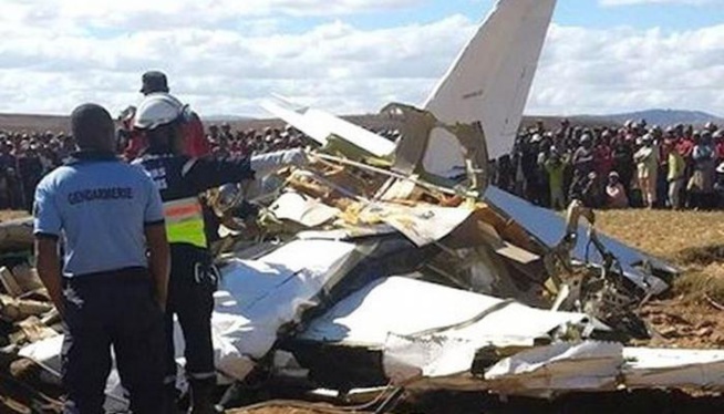 Madagascar: lourd bilan après le naufrage d’un bateau cargo suivi d’un crash d’hélicoptère