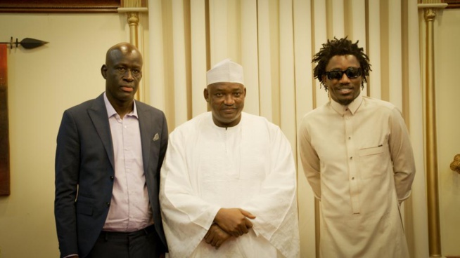 AUDIENCE: Waly Seck reçu par le president de la republique de la Gambie Adama Barro avant le gala