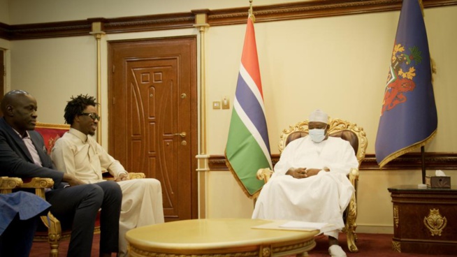 AUDIENCE: Waly Seck reçu par le president de la republique de la Gambie Adama Barro avant le gala AUDIENCE: Waly Seck reçu par le president de la republique de la Gambie Adama Barro avant le gala