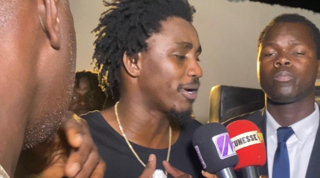 Urgent : Surprenante réaction de Waly Seck après le succès de son Gala de 4500 personnes en Gambie Urgent : Surprenante réaction de Waly Seck après le succès de son Gala de 4500 personnes en Gambie