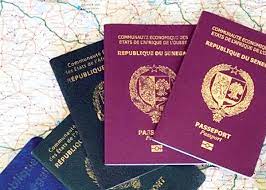 Dégâts collatéraux de l'affaire des passeports diplomatiques : Le Directeur général de la police somme ses agents de ne plus répondre aux convocations de la gendarmerie Dégâts collatéraux de l'affaire des passeports diplomatiques : Le Directeur général de la police somme ses agents de ne plus répondre aux convocations de la gendarmerie