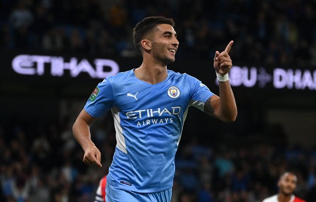 Le FC Barcelone a officiellement conclu l’arrivée de Ferran Torres, qui arrive en provenance de Manchester City. Le FC Barcelone a officiellement conclu l’arrivée de Ferran Torres, qui arrive en provenance de Manchester City.