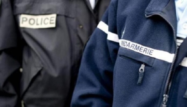 Trafic de migrants : un policier arrêté et incarcéré à Mbour depuis trois mois par des gendarmes Trafic de migrants : un policier arrêté et incarcéré à Mbour depuis trois mois par des gendarmes
