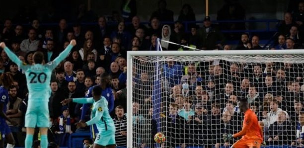 Premier League Accroché par Brighton, Chelsea laisse Man City s'envoler en tête