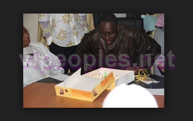 Joyeux anniversaire !!! Le Président Macky Sall a soufflé aujourd'hui ses 52 bougies !