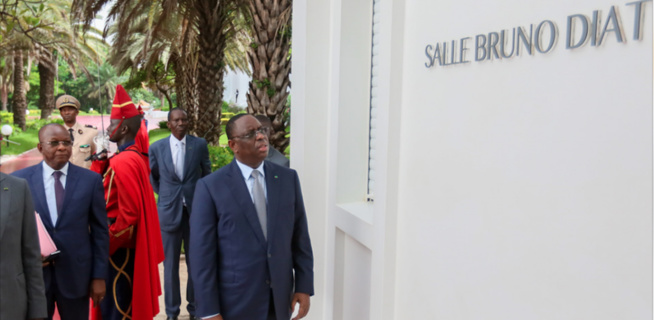 DERNIÈRE MINUTE – Macky remplace son chef du protocole ! DERNIÈRE MINUTE – Macky remplace son chef du protocole !