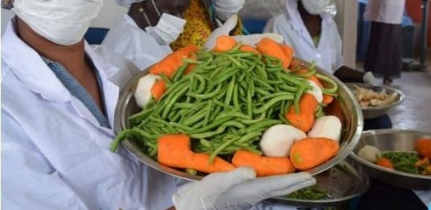 FATICK : 200 Femmes de Ngayokheme formées à la transformation de produits fruitiers FATICK : 200 Femmes de Ngayokheme formées à la transformation de produits fruitiers