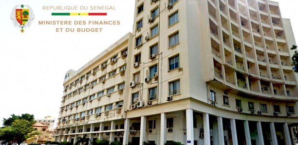 Trésor et Douanes : Les directeurs généraux n’ont pas bougé ! Trésor et Douanes : Les directeurs généraux n’ont pas bougé !
