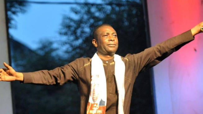 Youssou Ndour "Je ne suis pas dans la peau d'un fonctionnaire qui va à la retraite..." Youssou Ndour "Je ne suis pas dans la peau d'un fonctionnaire qui va à la retraite..."