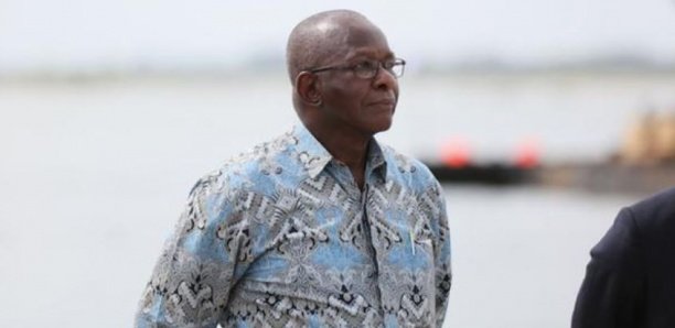 Protocole présidentiel : En attendant le nouveau patron, l'heure est au cafouillage... Protocole présidentiel : En attendant le nouveau patron, l'heure est au cafouillage...