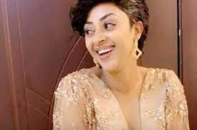 Sokhna Aidara la femme de Wally Seck débarque toute rayonnante au show de son mari et ravage tout sur son passage Sokhna Aidara la femme de Wally Seck débarque toute rayonnante au show de son mari et ravage tout sur son passage