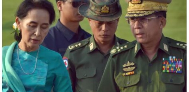 Aung San Suu Kyi condamnée à 4 ans de prison supplémentaires Aung San Suu Kyi condamnée à 4 ans de prison supplémentaires