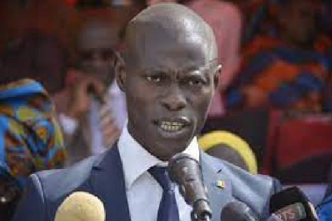 Tensions électorales à Pikine-Ouest : une bataille rangée évitée de justesse entre jeunes de Yaw et partisans du maire Pape Gorgui Ndong Tensions électorales à Pikine-Ouest : une bataille rangée évitée de justesse entre jeunes de Yaw et partisans du maire Pape Gorgui Ndong