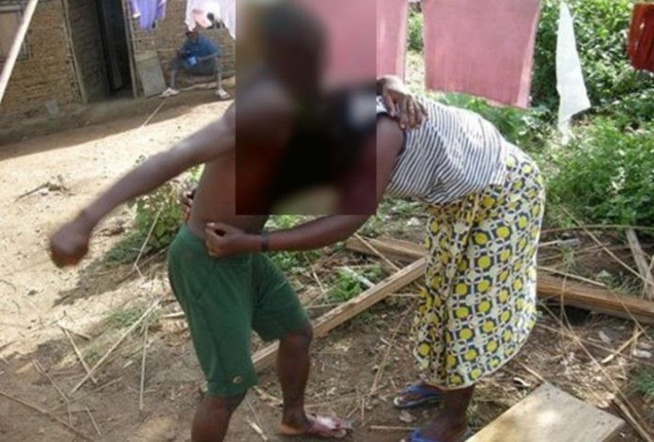 Louga : Moulaye Sarr met kO sa mère pour une tasse de « soow »