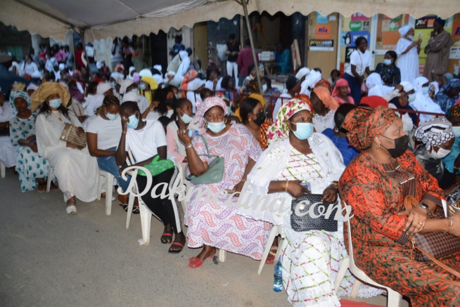Médina : L’accueil Chaleureux De Cheikh Ba Réservée au Ministre de la femme Ndeye Saly Diop (Vidéo)