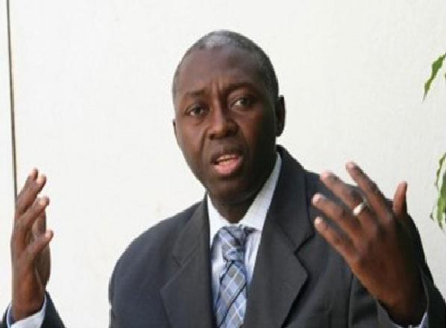 Mamadou Lamine Diallo et les bateaux étrangers: «Pour 2 milliards FCfa par an, Macky Sall a autorisé en 2013, 38 bateaux de l’UE…» Mamadou Lamine Diallo et les bateaux étrangers: «Pour 2 milliards FCfa par an, Macky Sall a autorisé en 2013, 38 bateaux de l’UE…»