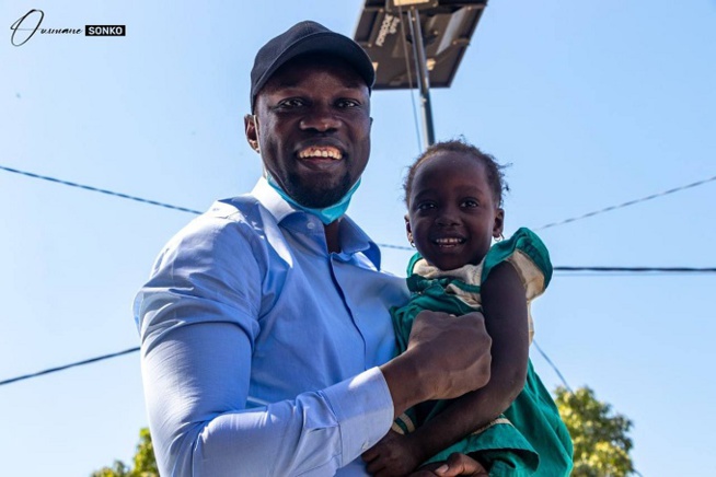 Images en marge de la campagne : des enfants « battent campagne» pour Sonko