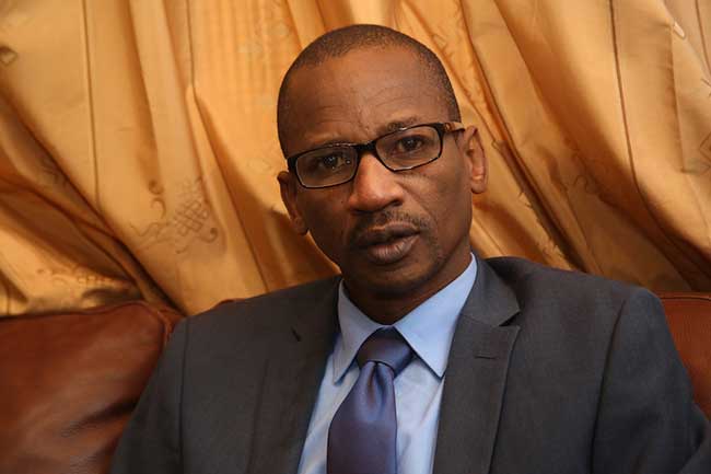 Wakhinane / 9 coalitions et mouvements rejoignent Racine Talla: Le maire sortant se voit déjà victorieux Wakhinane / 9 coalitions et mouvements rejoignent Racine Talla: Le maire sortant se voit déjà victorieux