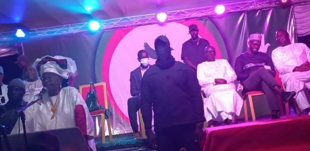 Meeting de Mbacké - Aïda Mbodj à Serigne Mountakha:" La confrontation avec Macky est inévitable..." Meeting de Mbacké - Aïda Mbodj à Serigne Mountakha:" La confrontation avec Macky est inévitable..."