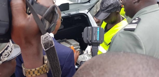 Port de Dakar : Des munitions de guerre saisies... La valeur estimée à plus de 3 milliards... 4 Ukrainiens arrêtés Port de Dakar : Des munitions de guerre saisies... La valeur estimée à plus de 3 milliards... 4 Ukrainiens arrêtés