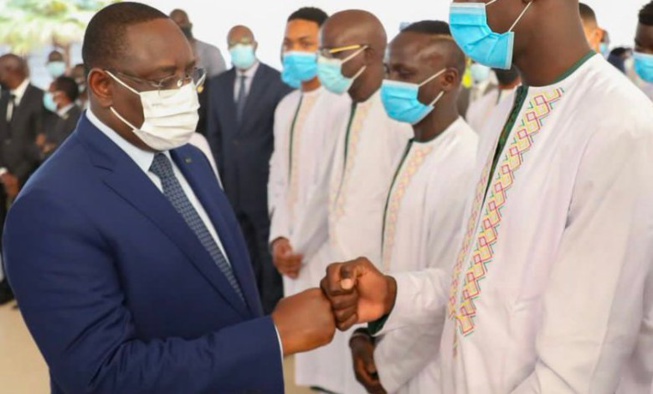 Macky Sall félicite Edouard Mendy pour son Trophée de meilleur Gardien de But FIFA 2021