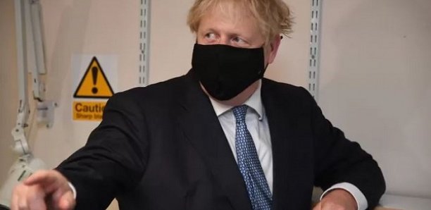 Boris Johnson aurait menti au sujet des apéros à Downing Street: “Il savait qu’il était à un cocktail” Boris Johnson aurait menti au sujet des apéros à Downing Street: “Il savait qu’il était à un cocktail”