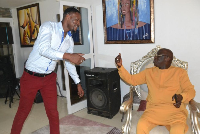EN IMAGES ANNIVERSAIRE ROYAL: Le président Mbagnick Diop du MEDS a soufflé une bougie de plus.