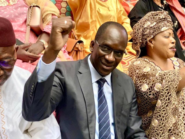 Marché "Sandaga" : Ce que Diouf Sarr propose aux commerçants Marché "Sandaga" : Ce que Diouf Sarr propose aux commerçants