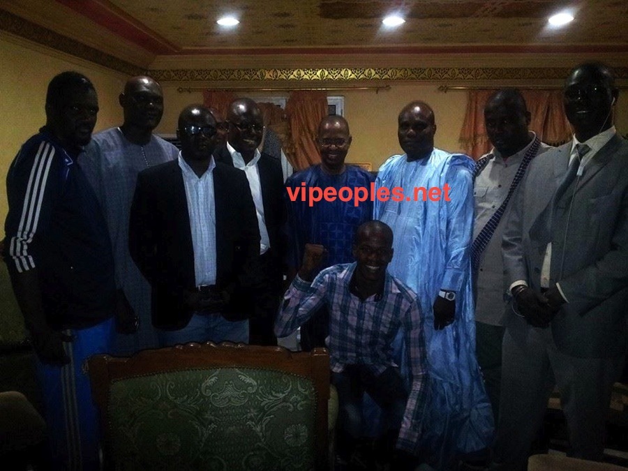 En image : visite de Bara Gaye, Lamine Faye et Cie dans le bureau de Sidy Lamine Niass à Walfadjri