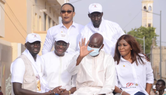 Clôture de la Campagne en Apothéose par l'Amazone, Aminata Gueye . Clôture de la Campagne en Apothéose par l'Amazone, Aminata Gueye .