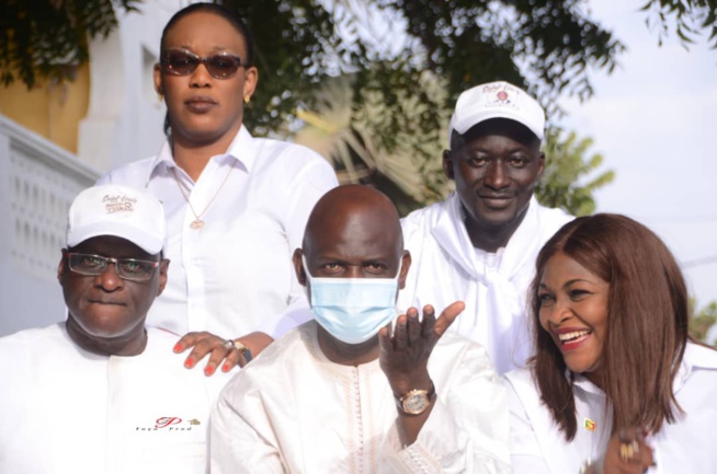 Clôture de la Campagne en Apothéose par l'Amazone, Aminata Gueye . Clôture de la Campagne en Apothéose par l'Amazone, Aminata Gueye .