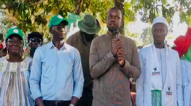 Locales: Dans le Blouf, Ousmane Sonko démasque les candidats du pouvoir qui utilisent son image Locales: Dans le Blouf, Ousmane Sonko démasque les candidats du pouvoir qui utilisent son image