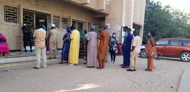 Scrutin à Kaolack : Les centres affichent une affluence timide Scrutin à Kaolack : Les centres affichent une affluence timide