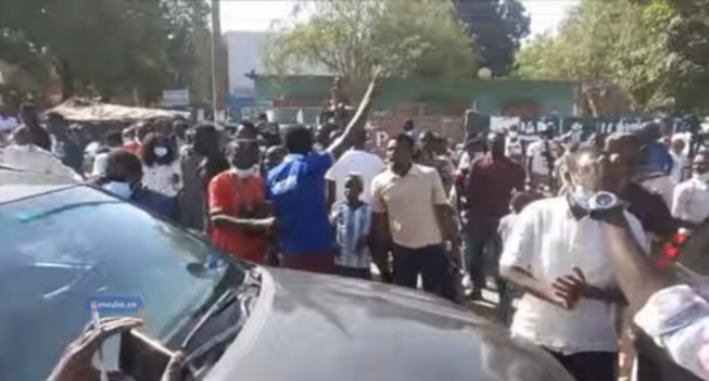 Vidéo – Élections Locales : Idrissa Seck hué à Thies