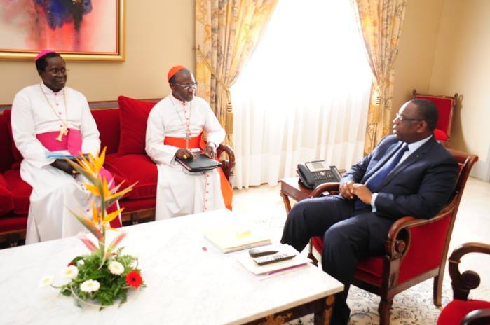 Macky Sall: J'ai échangé avec le Cardinal Sarr sur les questions ... Macky Sall: J'ai échangé avec le Cardinal Sarr sur les questions ...
