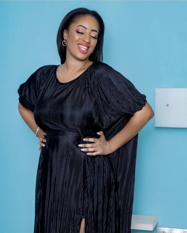 Betty Dia devenue égérie de plusieurs marques au Sénégal, admirez là dans…  Betty Dia devenue égérie de plusieurs marques au Sénégal, admirez là dans…