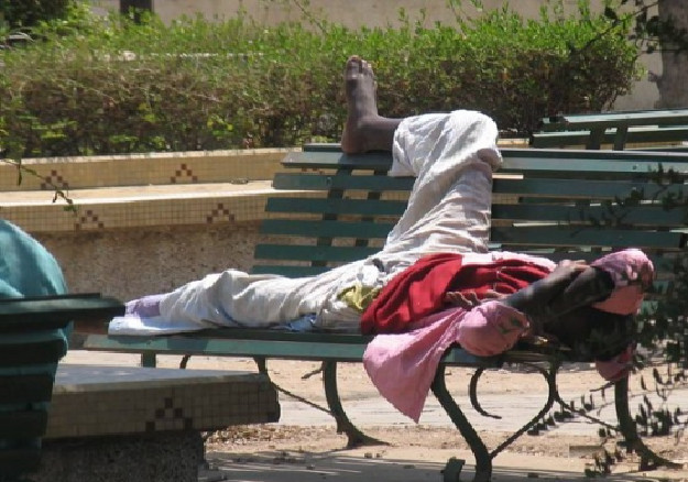 Salaires dérisoires, cherté de la vie et charges familiales de plus en plus élevées: Quand le «xarmatte» devient un impératif au Sénégal Salaires dérisoires, cherté de la vie et charges familiales de plus en plus élevées: Quand le «xarmatte» devient un impératif au Sénégal