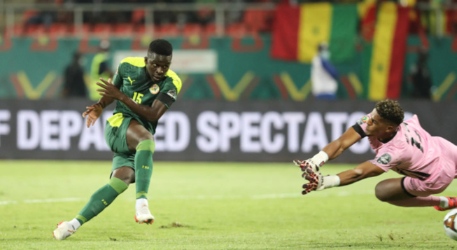 CAN Cameroun 2022: Bamba Dieng blessé au genou gauche, pourrait... CAN Cameroun 2022: Bamba Dieng blessé au genou gauche, pourrait...