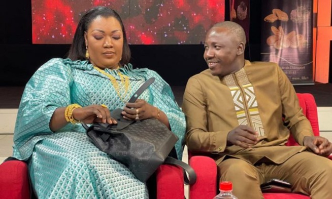 Confrontation des féticheurs : Bijou Ngoné et Big Taf présentent leurs excuses au Khalife des Baye Fall Confrontation des féticheurs : Bijou Ngoné et Big Taf présentent leurs excuses au Khalife des Baye Fall