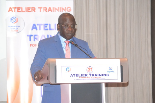 En images ouverture Atelier Training  forum du 1er emploi avec le président Mbagnick Diop du MEDS