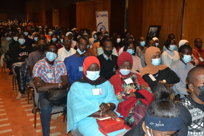 En images ouverture Atelier Training  forum du 1er emploi avec le président Mbagnick Diop du MEDS
