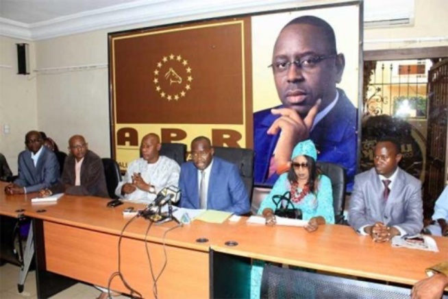 Locales 2022: Le SEN de l'Apr félicite Macky Sall et l’ensemble des candidats de la majorité présidentielle, élus ou non, pour leur engagement... Locales 2022: Le SEN de l'Apr félicite Macky Sall et l’ensemble des candidats de la majorité présidentielle, élus ou non, pour leur engagement...