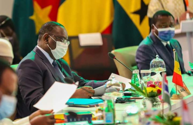 Sommet extraordinaire de la CEDEAO : Le Président Macky Sall se penche sur l’instabilité dans la zone Sommet extraordinaire de la CEDEAO : Le Président Macky Sall se penche sur l’instabilité dans la zone
