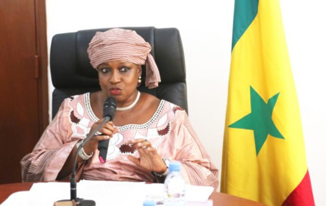 Saint-Louis - Tournée du Cusems : son secrétaire général vilipende la présidente du Conseil du dialogue social Saint-Louis - Tournée du Cusems : son secrétaire général vilipende la présidente du Conseil du dialogue social