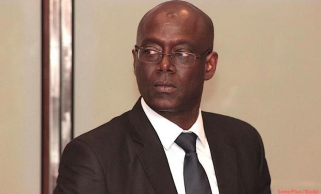 Thiès : Thierno Alassane Sall et Cie fiers d’avoir contribué au détrônement du “Mburook soow” Thiès : Thierno Alassane Sall et Cie fiers d’avoir contribué au détrônement du “Mburook soow”