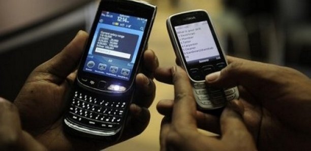 TGI Mbour : Elle partage une vidéo et des photos obscènes de sa copine trouvées dans le portable de son époux TGI Mbour : Elle partage une vidéo et des photos obscènes de sa copine trouvées dans le portable de son époux