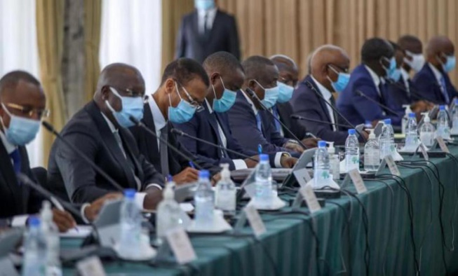 COMMUNIQUE DU CONSEIL DES MINISTRES DU MERCREDI 09 FEVRIER 2022 COMMUNIQUE DU CONSEIL DES MINISTRES DU MERCREDI 09 FEVRIER 2022